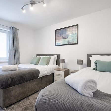 Private Parking, Garden, Close To Beach! Свонсі Екстер'єр фото
