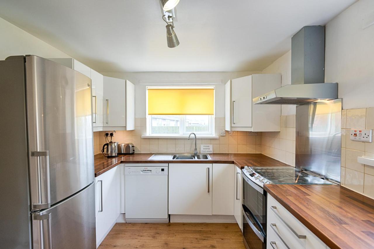 Private Parking, Garden, Close To Beach! Свонсі Екстер'єр фото